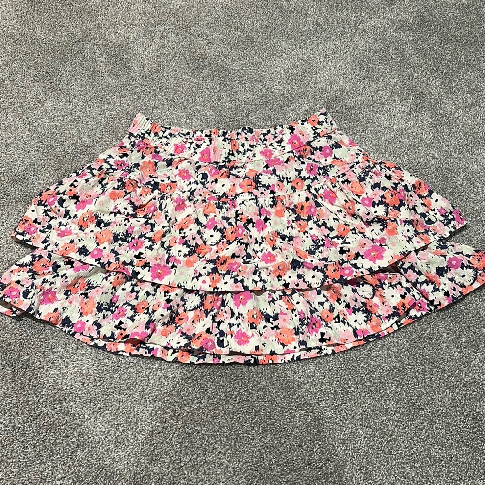 Universal Thread Target Floral‎ tiered skirt size small
